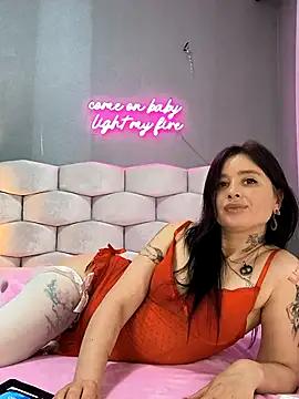 KikiXRed from StripChat