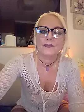 kikkastar from StripChat