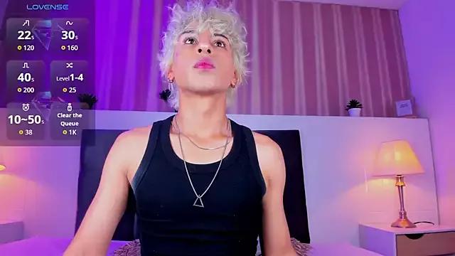 Kiler_Drew from StripChat is Freechat