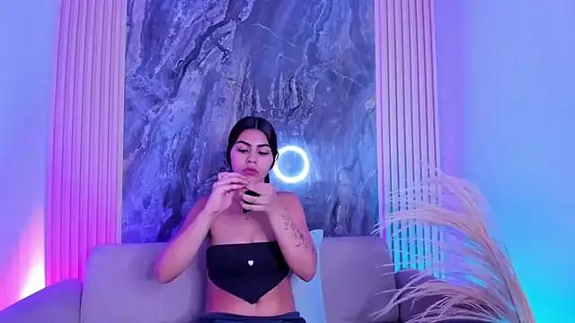 Explore our live girls sluts from our Custom and Multi clubs and checkout exclusive access to highly interactive content, such as shape, hair, titties, pussy type and many more.