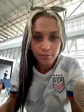 KIMBERLYPULIDO from StripChat is Freechat