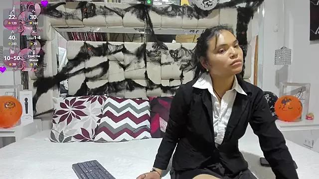 KimiAnal from StripChat