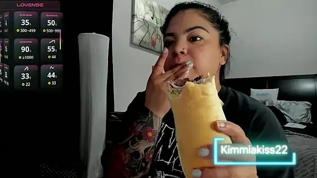 Explore our live girls sluts from our Custom and Multi clubs and checkout exclusive access to highly interactive content, such as shape, hair, titties, pussy type and many more.