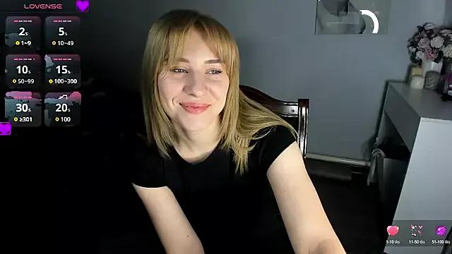 KindKristy from StripChat is Freechat
