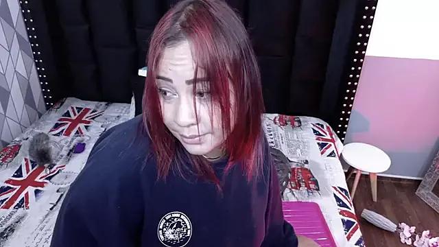 Explore our live girls sluts from our Custom and Multi clubs and checkout exclusive access to highly interactive content, such as shape, hair, titties, pussy type and many more.