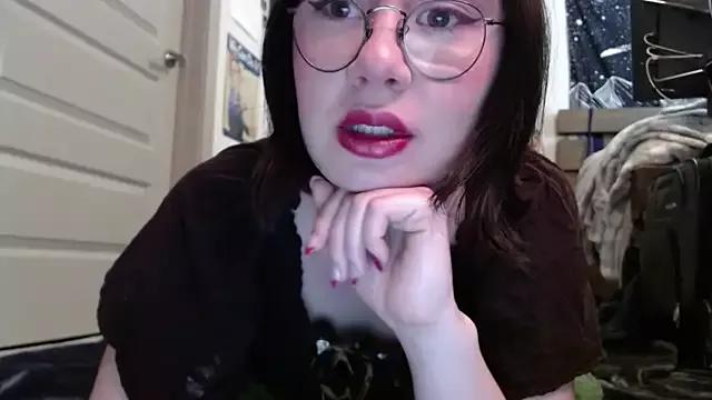 KinkyNaomi from StripChat