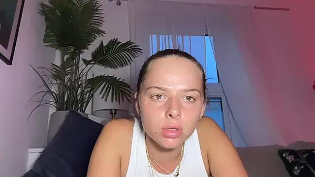 KinkyXkaylee from StripChat