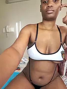 Kinkyy_ from StripChat