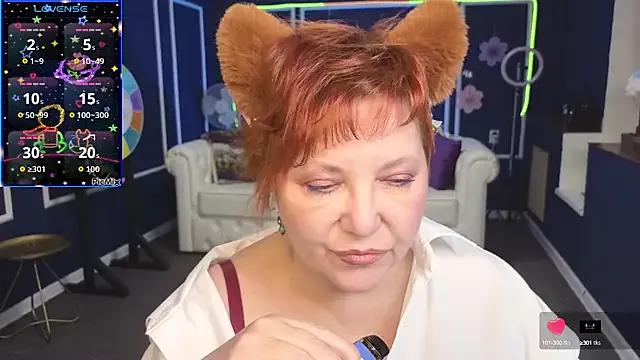 Kira_Kenett from StripChat is Freechat