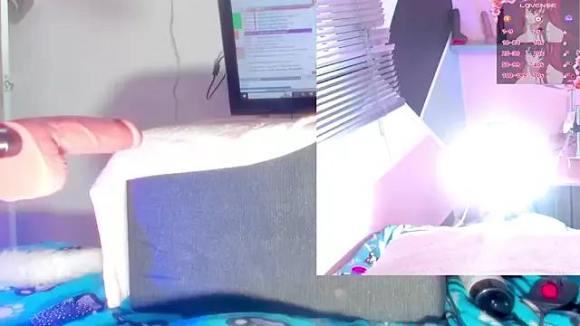 Explore our live girls sluts from our Custom and Multi clubs and checkout exclusive access to highly interactive content, such as shape, hair, titties, pussy type and many more.