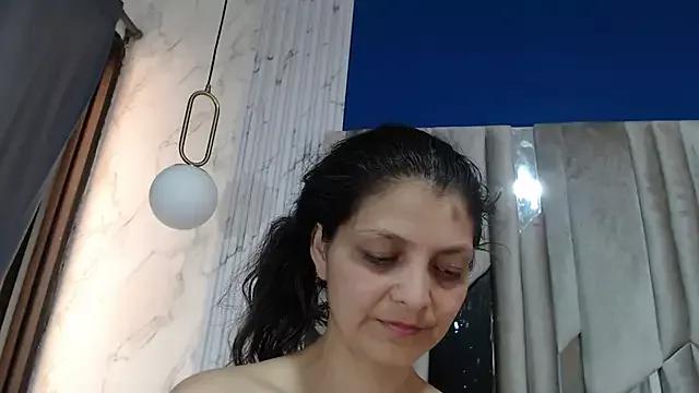 KiraaWild from StripChat is Freechat