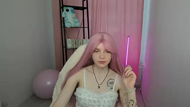 Explore our live girls sluts from our Custom and Multi clubs and checkout exclusive access to highly interactive content, such as shape, hair, titties, pussy type and many more.