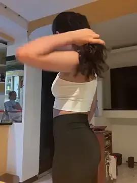 Explore our live girls sluts from our Custom and Multi clubs and checkout exclusive access to highly interactive content, such as shape, hair, titties, pussy type and many more.