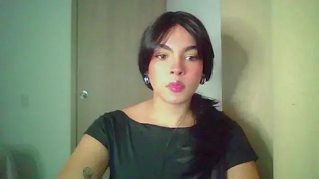 Kiri_Cutee from StripChat