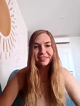 KisaVixen from StripChat is Freechat