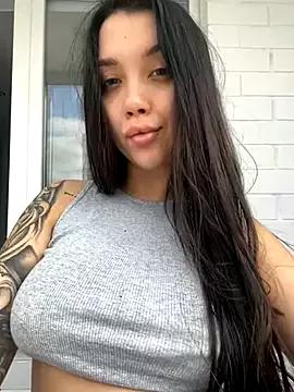 Explore our live girls sluts from our Custom and Multi clubs and checkout exclusive access to highly interactive content, such as shape, hair, titties, pussy type and many more.