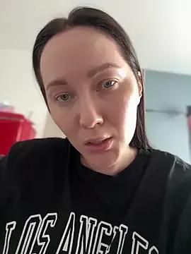 Kiss_My_Body from StripChat