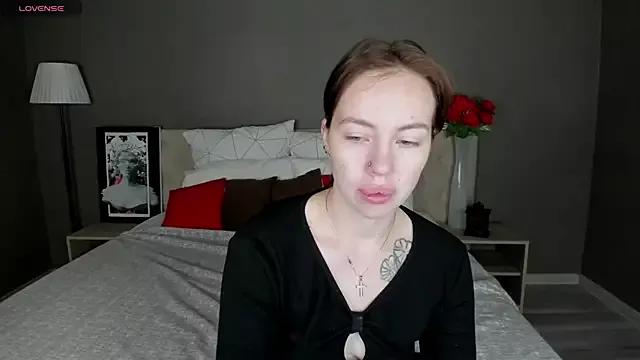 Kissi_Katyy from StripChat is Freechat