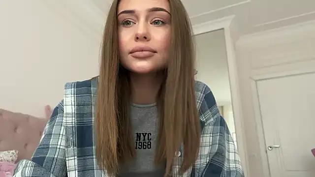Kisskeyy from StripChat