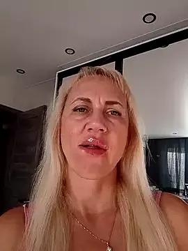 KissMiSveet from StripChat