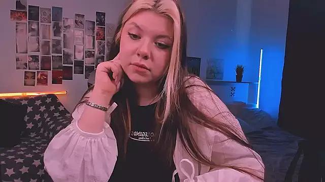 kissmywings from StripChat is Freechat