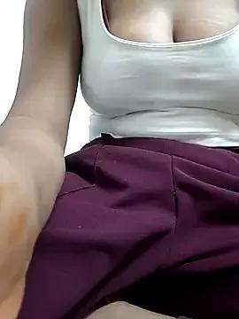 kissujaan from StripChat is Freechat