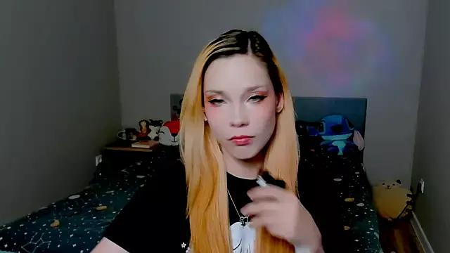 Kitten_Alissa from StripChat is Freechat