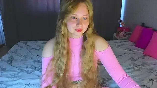 Explore our live girls sluts from our Custom and Multi clubs and checkout exclusive access to highly interactive content, such as shape, hair, titties, pussy type and many more.