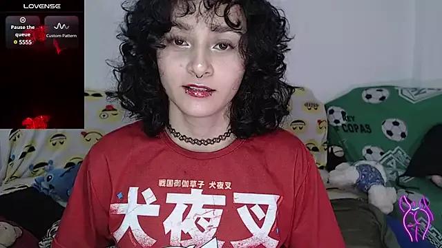 kitty22_ from StripChat