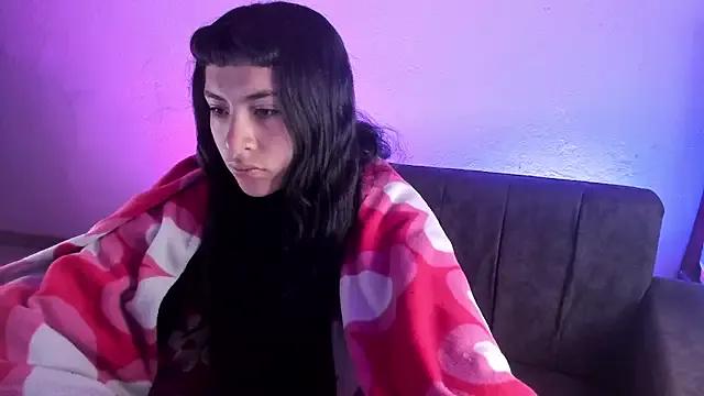 kitty__chs from StripChat is Freechat