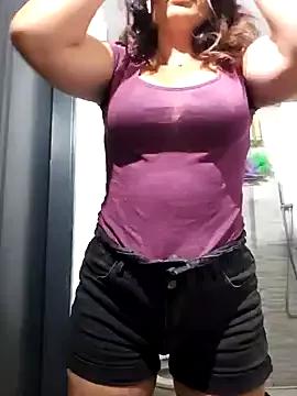 Explore our live girls sluts from our Custom and Multi clubs and checkout exclusive access to highly interactive content, such as shape, hair, titties, pussy type and many more.