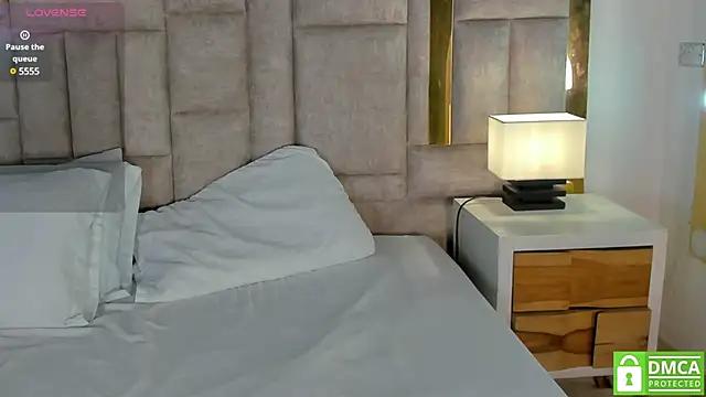 kitty_emma1 from StripChat