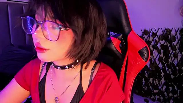 Explore our live girls sluts from our Custom and Multi clubs and checkout exclusive access to highly interactive content, such as shape, hair, titties, pussy type and many more.