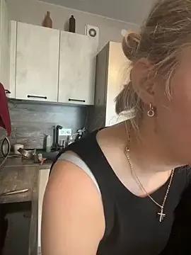 Kitty_Katrine from StripChat