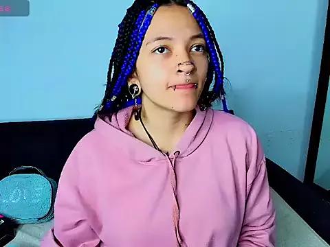 Kitty_ravee from StripChat