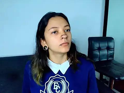 Kitty_ravee from StripChat is Freechat