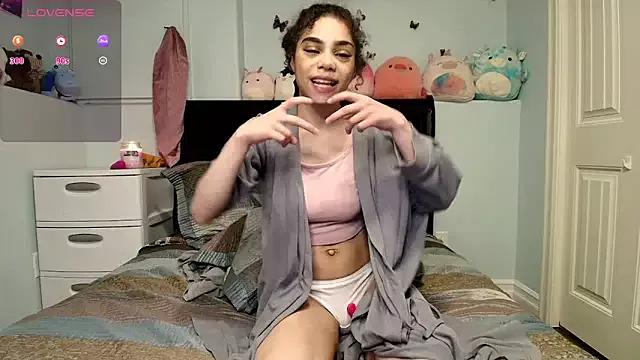 kittymarie28 from StripChat
