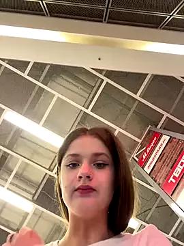 KittyQueeny from StripChat is Freechat