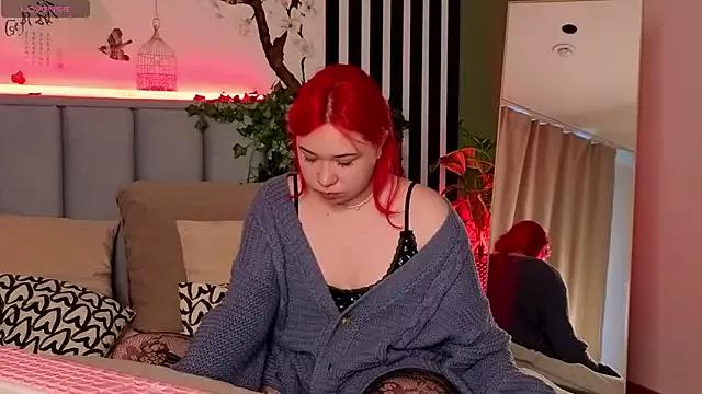 Klee_Vibe from StripChat is Freechat