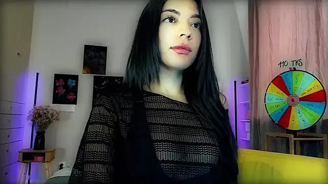 Explore our live girls sluts from our Custom and Multi clubs and checkout exclusive access to highly interactive content, such as shape, hair, titties, pussy type and many more.