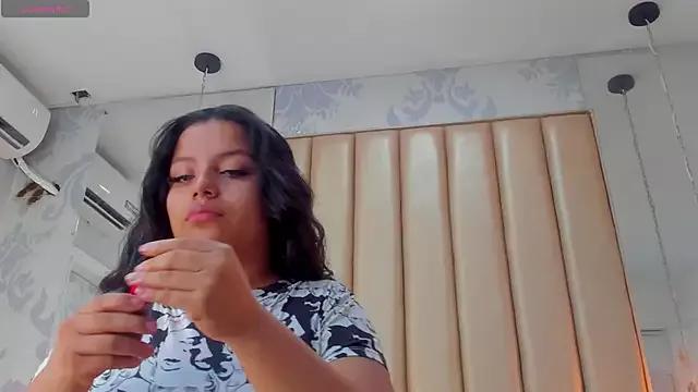 KonyBell on StripChat