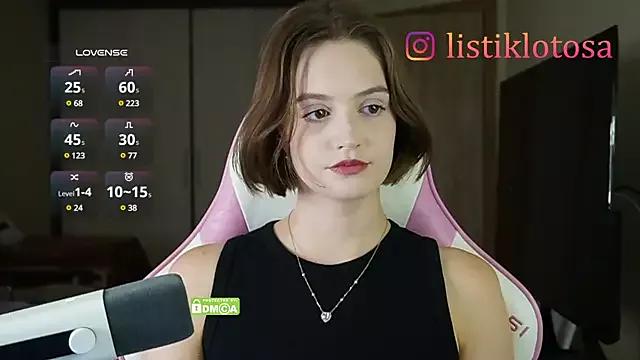kookome from StripChat