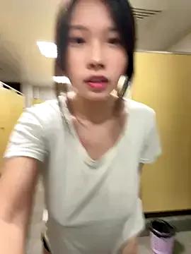 koukou2025 from StripChat