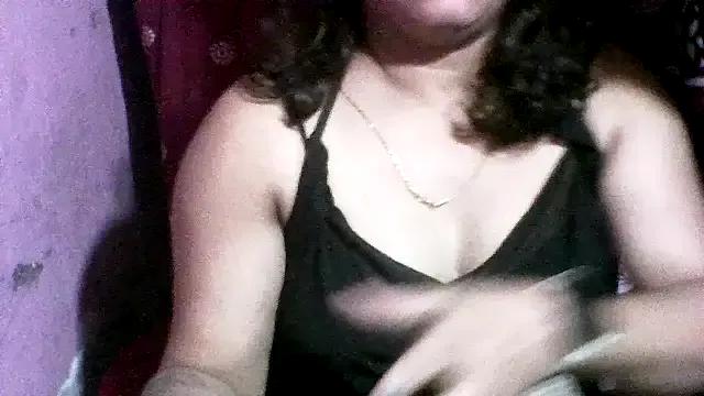 Koyel90 webcams show profile image 