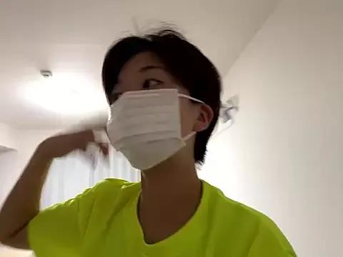 kr_koma55xo from StripChat