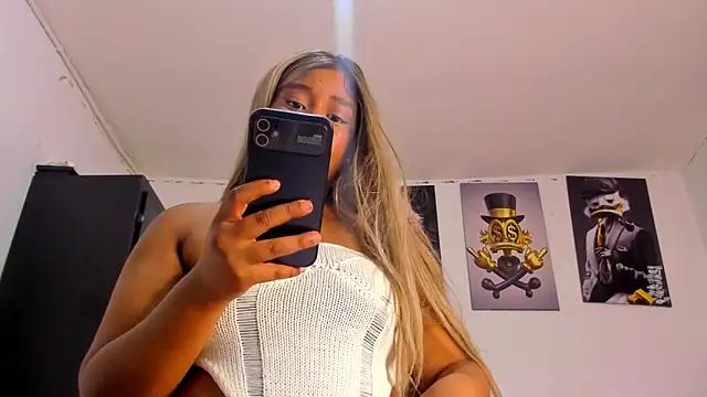 kriixtybrown from StripChat