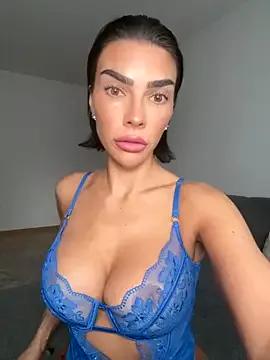Explore our live girls sluts from our Custom and Multi clubs and checkout exclusive access to highly interactive content, such as shape, hair, titties, pussy type and many more.