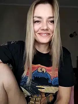 Explore our live girls sluts from our Custom and Multi clubs and checkout exclusive access to highly interactive content, such as shape, hair, titties, pussy type and many more.