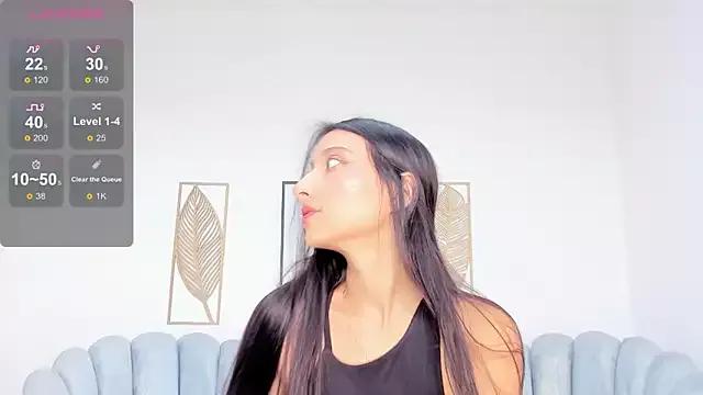 Explore our live girls sluts from our Custom and Multi clubs and checkout exclusive access to highly interactive content, such as shape, hair, titties, pussy type and many more.