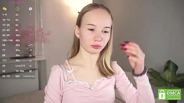 KristinLiesman from StripChat is Freechat